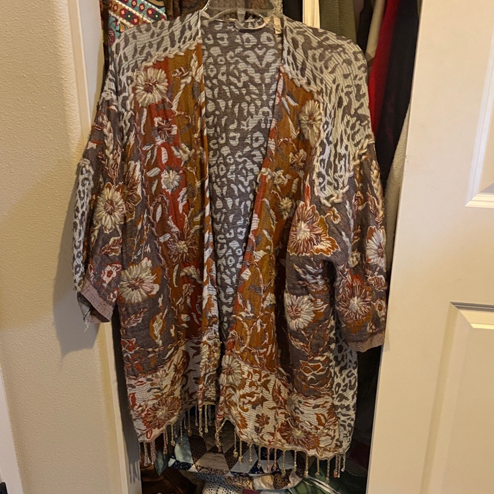 Bohemian Floral Open-Front Kimono Shawl
